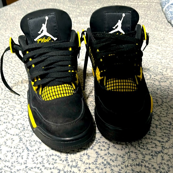 Jordan Other - Thunder 4’s